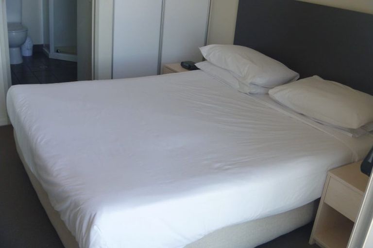 Photo of property in Proximity Apartments, 910/17 Osterley Way, Manukau, Auckland, 2104