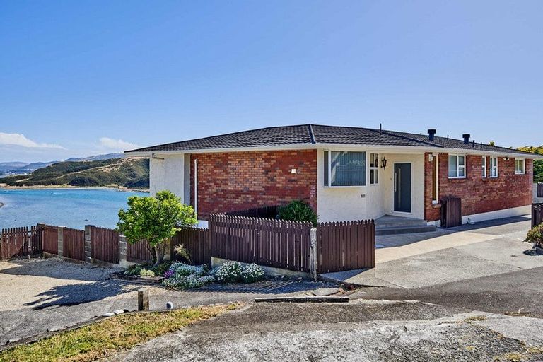 Photo of property in 101 Pope Street, Camborne, Porirua, 5026