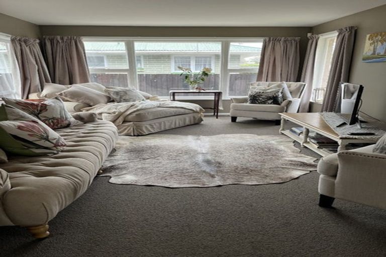 Photo of property in 32 Teesdale Street, Burnside, Christchurch, 8053