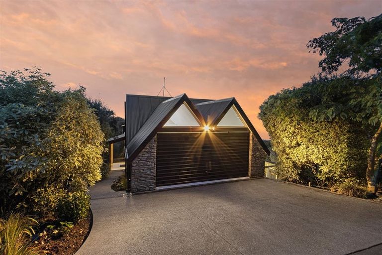 Photo of property in 239 Cannon Hill Crescent, Mount Pleasant, Christchurch, 8081