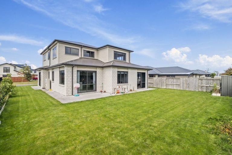 Photo of property in 44 Huka Heights Drive, Rangatira Park, Taupo, 3330