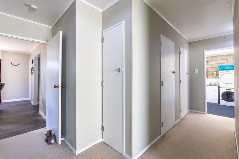 Photo of property in 5c Edward Street, Dannevirke, 4930