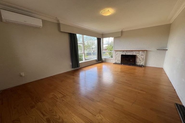 Photo of property in 10 Wordsworth Road, Manurewa, Auckland, 2102