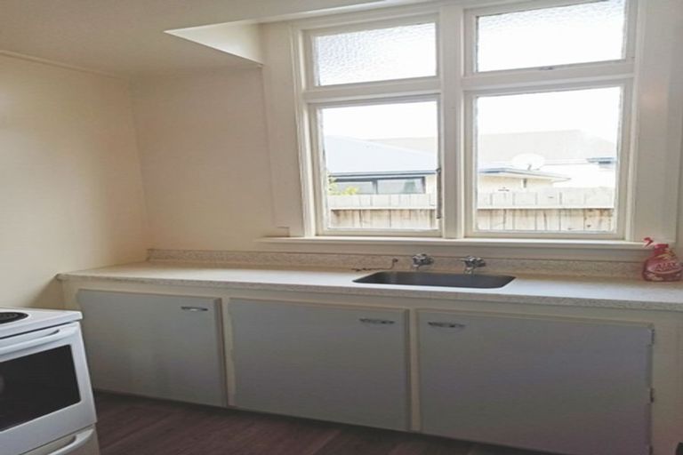 Photo of property in 42 Queens Drive, Saint Kilda, Dunedin, 9012