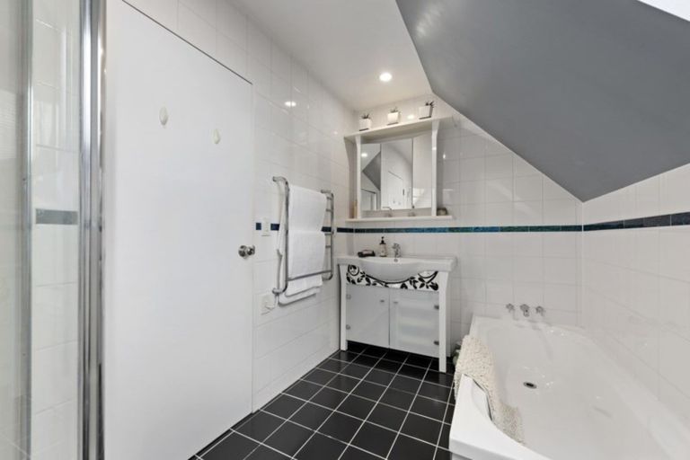 Photo of property in 23 Mccarthy Grove, Clouston Park, Upper Hutt, 5018