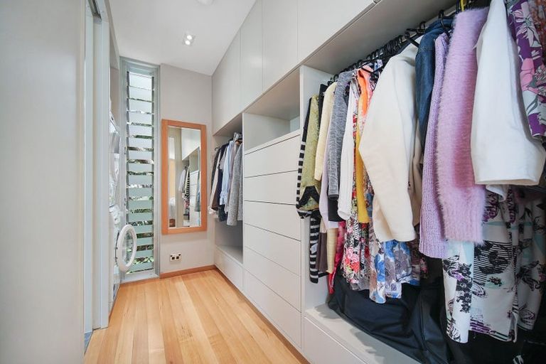 Photo of property in 50 Paturoa Road, Titirangi, Auckland, 0604