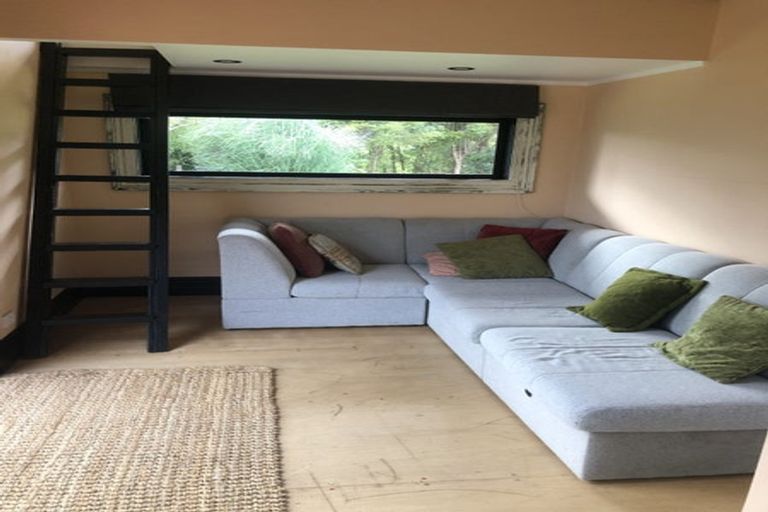 Photo of property in 6 Arahiwi Rise, Pataua South, Onerahi, 0192