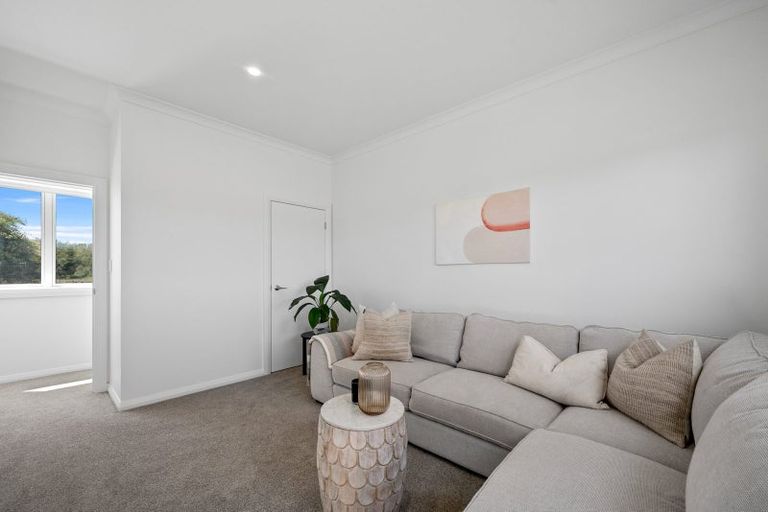 Photo of property in 13 Trotting Course Drive, Kumeu, 0891