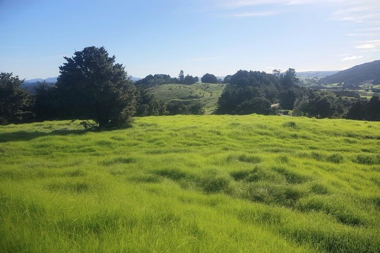 Photo of property in 725 Golden Stairs Road, Mareretu, Maungaturoto, 0589