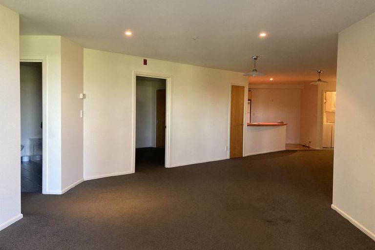 Photo of property in 8/80 Salamanca Road, Kelburn, Wellington, 6012
