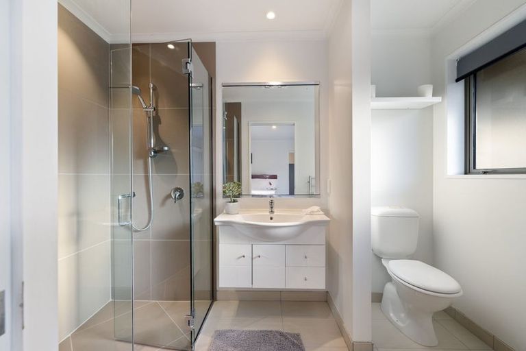 Photo of property in 5 Foresters Crescent, Parklands, Christchurch, 8083