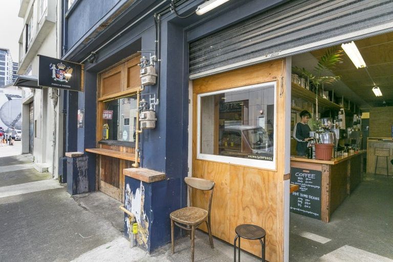 Photo of property in Monvie Apartments, 209/15 Holland Street, Te Aro, Wellington, 6011