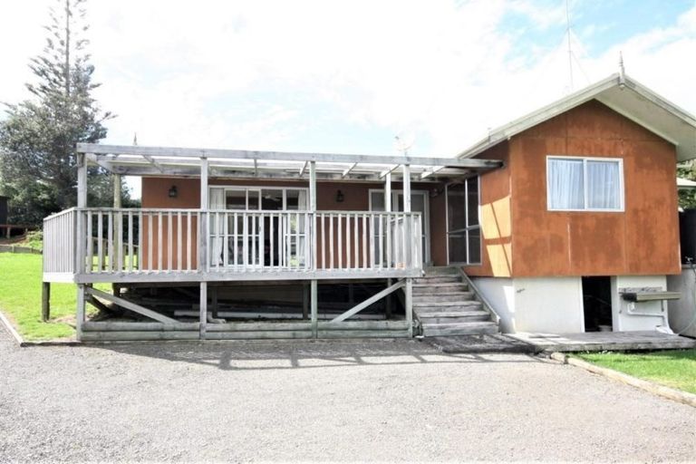 Photo of property in 25 Fishermans Bend, Whiritoa, Whangamata, 3691