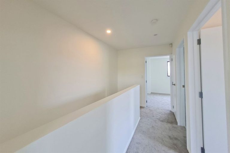 Photo of property in 6b Poruru Close, Papakura, 2110