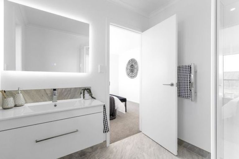 Photo of property in 11 Rowe Lane, Morrinsville, 3300