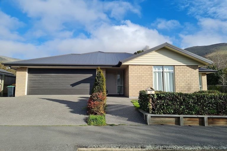 Photo of property in 8 Rollin Street, Heathcote Valley, Christchurch, 8022