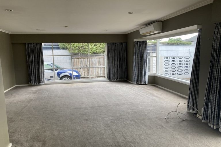 Photo of property in 33 Church Lane, Merivale, Christchurch, 8014