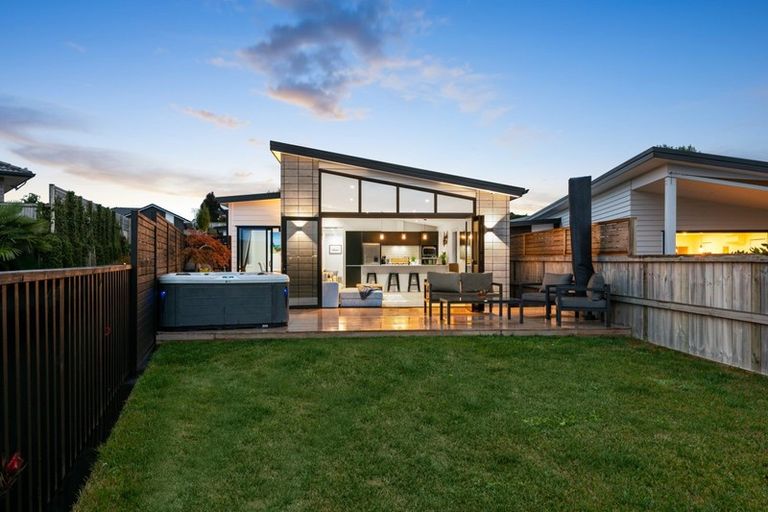 Photo of property in 27 Hastings Road, Pyes Pa, Tauranga, 3112