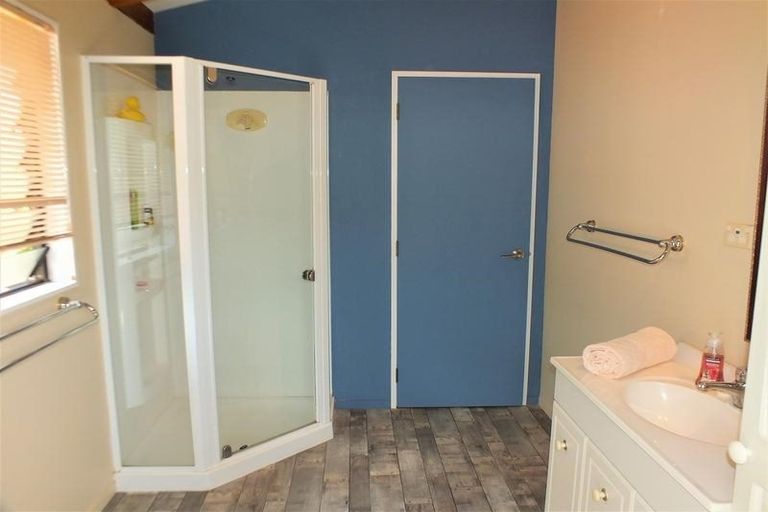 Photo of property in 109 Fernhill Rise, Matarangi, Whitianga, 3592