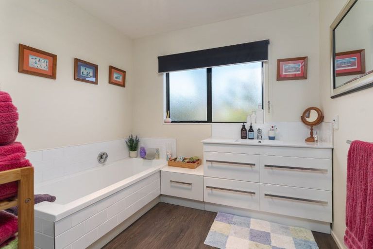 Photo of property in 33 Tawa Street, Lansdowne, Masterton, 5810