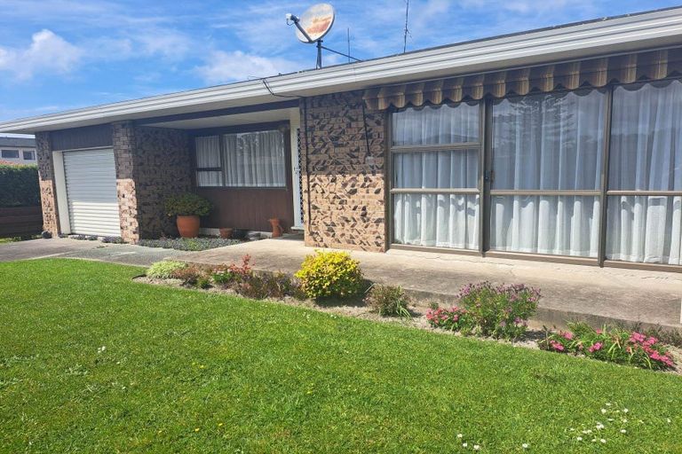 Photo of property in 10a West Hoe Road, Orewa, 0931