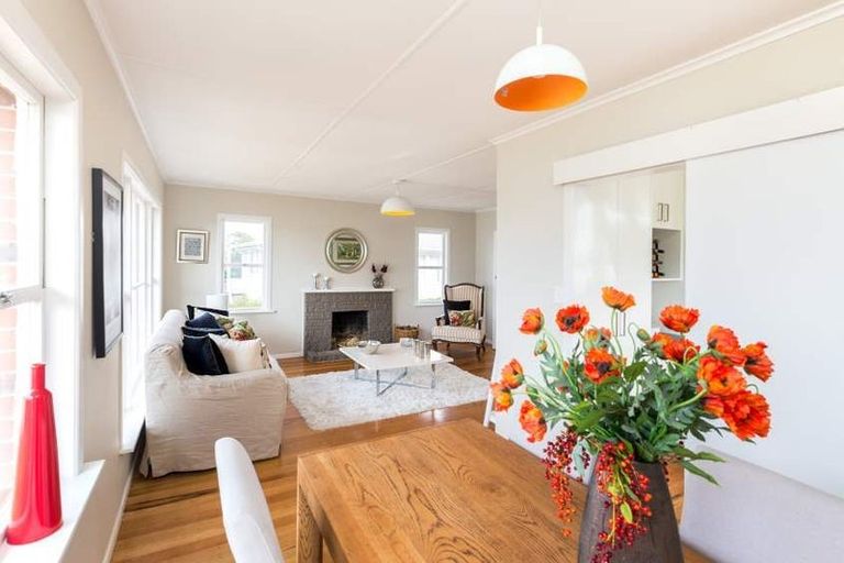 Photo of property in 215 Sunnynook Road, Wairau Valley, Auckland, 0627