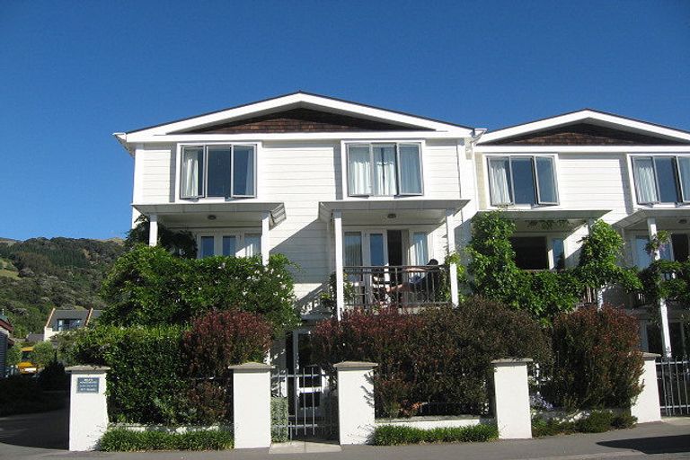 Photo of property in 85o Beach Road, Akaroa, 7520