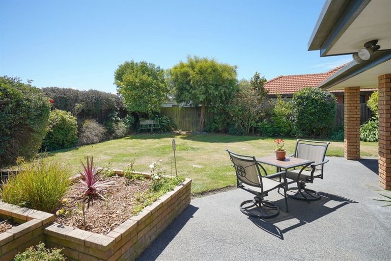 Photo of property in 34 Shenley Drive, Belfast, Christchurch, 8051