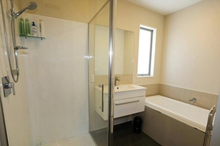 Photo of property in 2 Brackendale Place, Burnside, Christchurch, 8041