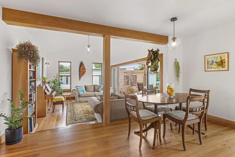 Photo of property in 3 Nikau Park, Raglan, 3225