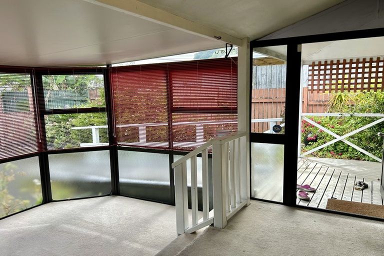 Photo of property in 2/30 Ribblesdale Road, Henderson, Auckland, 0612