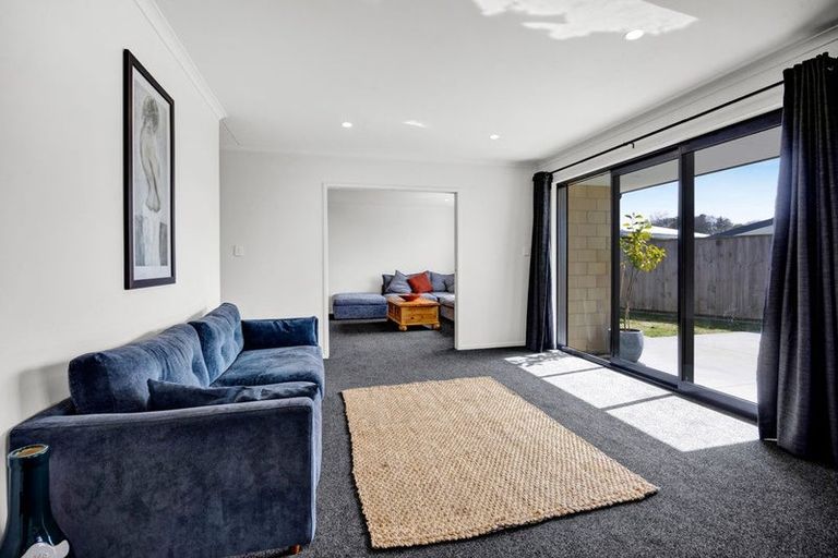 Photo of property in 48b Celia Street, Stratford, 4332