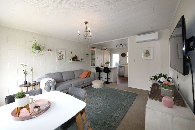 Photo of property in 4/50 Middle Road, Havelock North, 4130