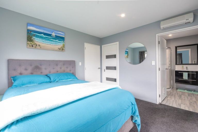 Photo of property in 57 Aroha Street, Pegasus, 7612