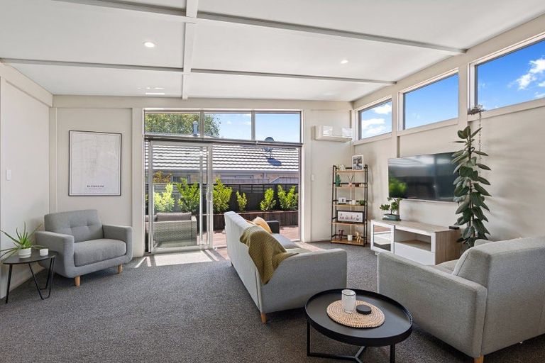 Photo of property in 2/87 Warrington Street, Mairehau, Christchurch, 8013