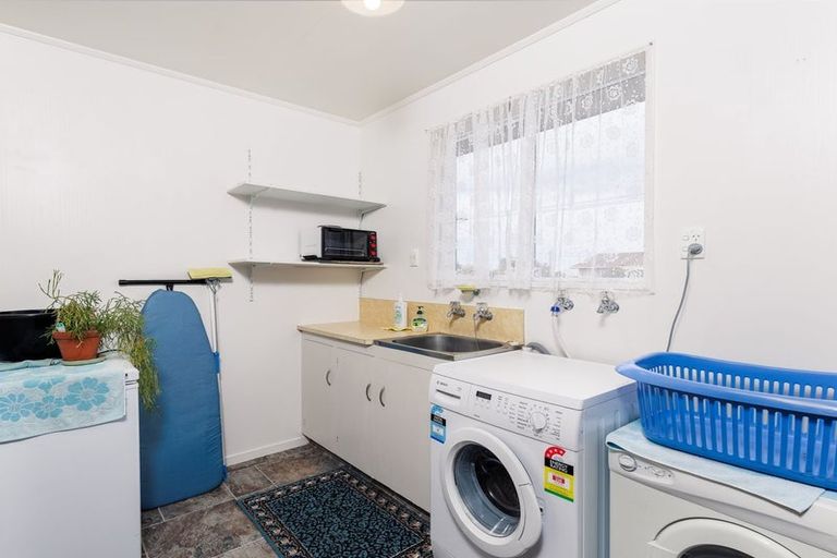 Photo of property in 11 Oxford Street, Waimate, 7924