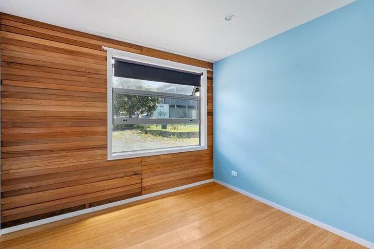 Photo of property in 11 Takahe Place, Mangawhai, 0505