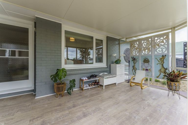 Photo of property in 77 Bridge Street, New Brighton, Christchurch, 8062