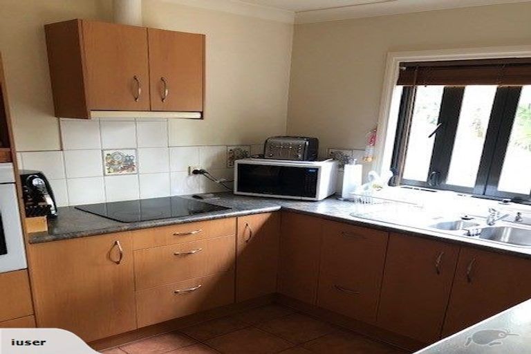 Photo of property in 4 Te Wharau Drive, Greenhithe, Auckland, 0632