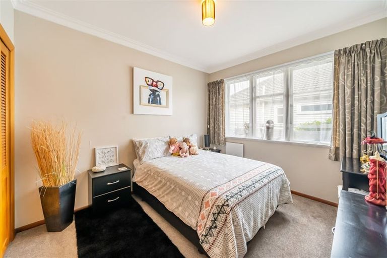 Photo of property in 42 Porutu Street, Fairfield, Lower Hutt, 5011