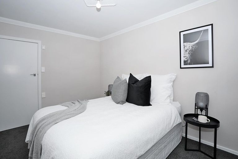 Photo of property in 52 Highfield Terrace, Newfield, Invercargill, 9812