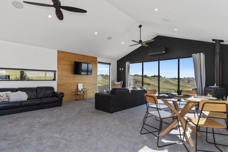 Photo of property in 272 Ballintoy Park Drive, Welcome Bay, Tauranga, 3175