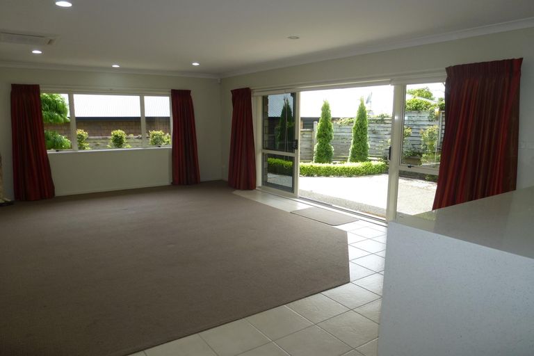 Photo of property in 8a Holmwood Park Drive, Morrinsville, 3300