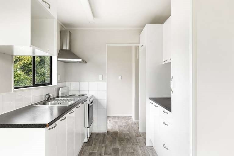 Photo of property in 1/56 Pooks Road, Ranui, Auckland, 0612