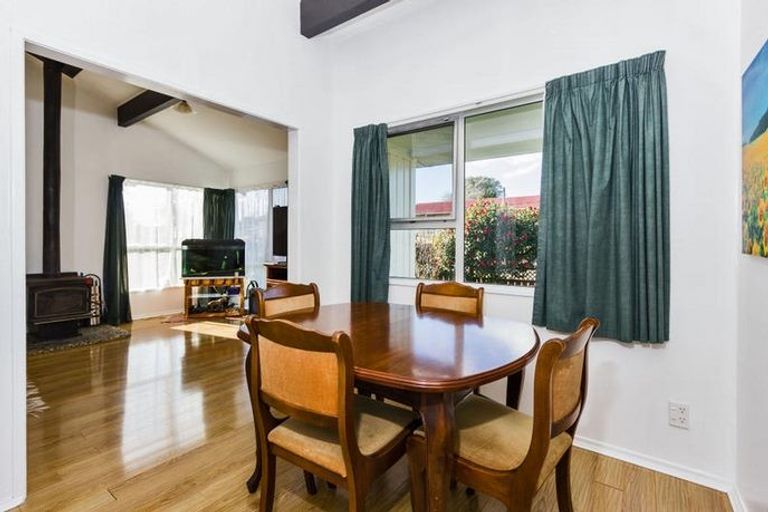 Photo of property in 5 Fairdale Avenue, Red Hill, Papakura, 2110