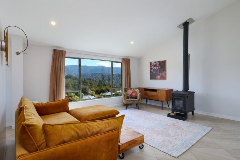 Photo of property in Splitapplelodge.com, 370 Kaiteriteri-sandy Bay Road, Kaiteriteri, Motueka, 7197