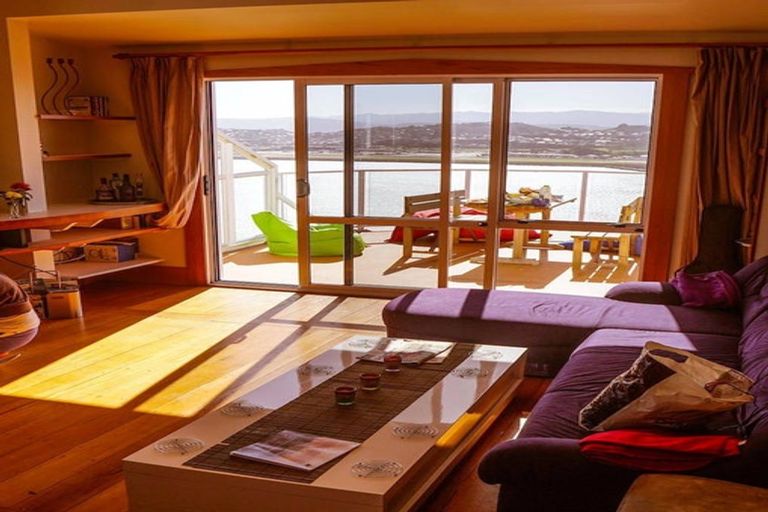 Photo of property in 57 View Road, Houghton Bay, Wellington, 6023