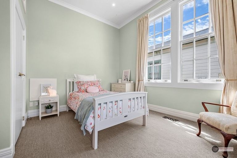 Photo of property in 19 Bay Street, Petone, Lower Hutt, 5012