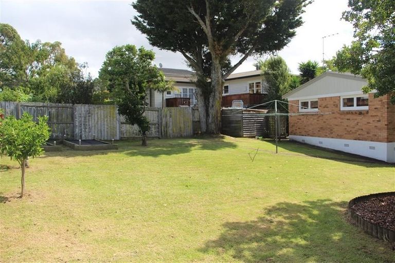 Photo of property in 3 Beldon Place, Pakuranga Heights, Auckland, 2010
