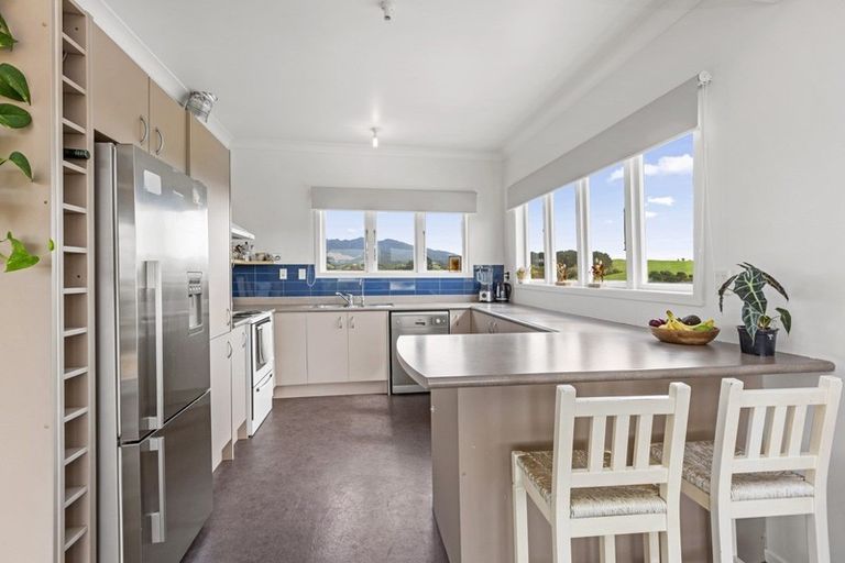 Photo of property in 335 Wainui Road, Raglan, 3297